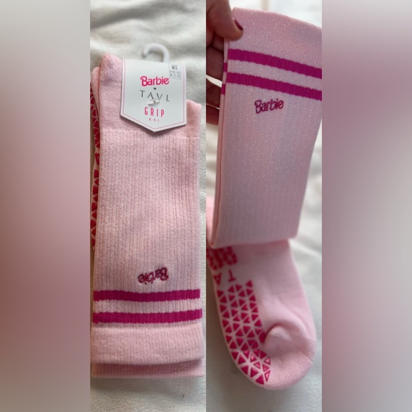 Barbie Pink Athletic Grip Socks Size W8.5-10.5
M: 7.5 - 9.5 - Picture 1 of 7